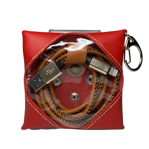Câble Lightning aspect cuir avec pochette de rangement 1m