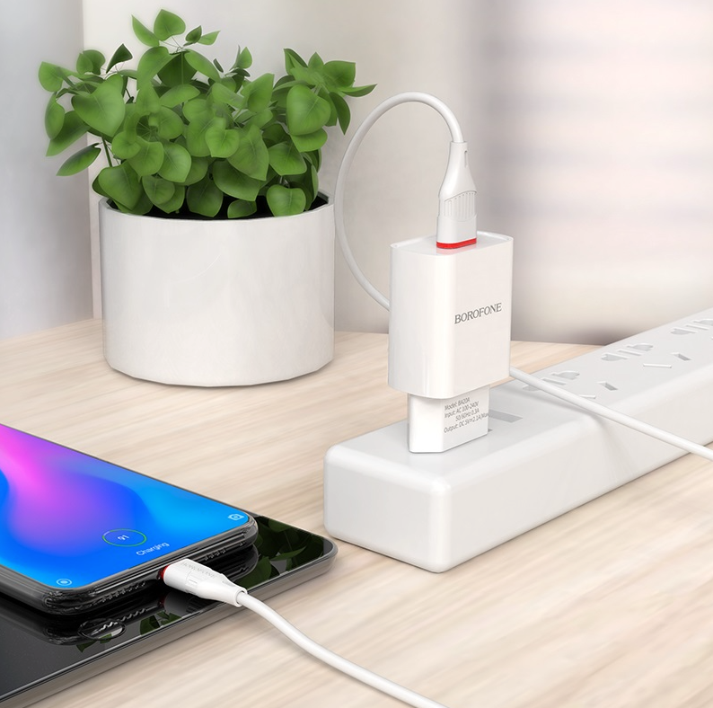 Adaptateur secteur et câble USB-C 2.1A Borofone BA20A blanc